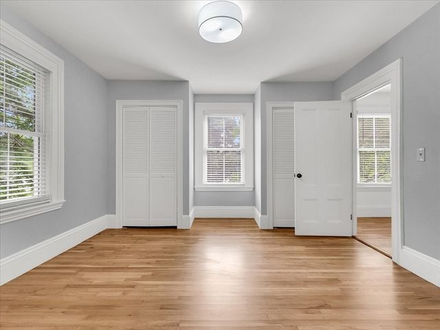 186 Main St, Wayland, MA 01778