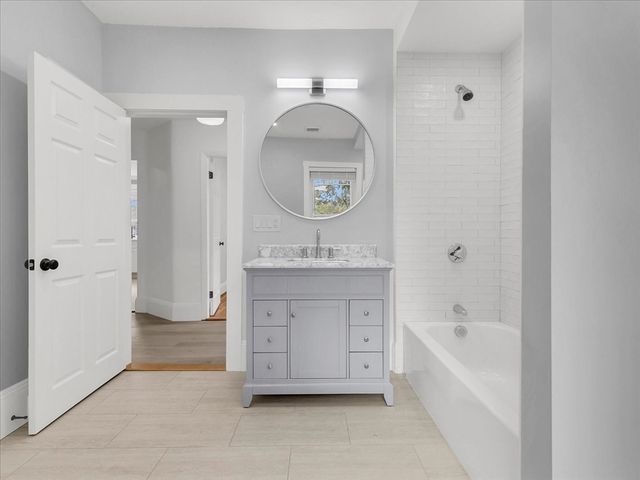 186 Main St, Wayland, MA 01778