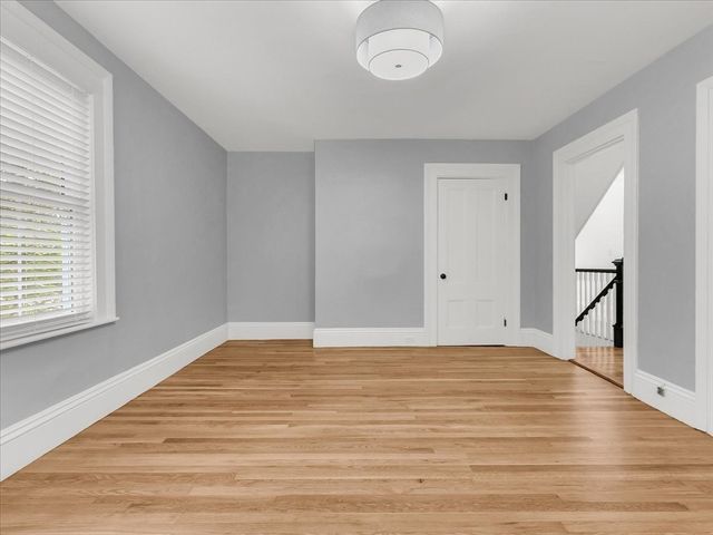 186 Main St, Wayland, MA 01778