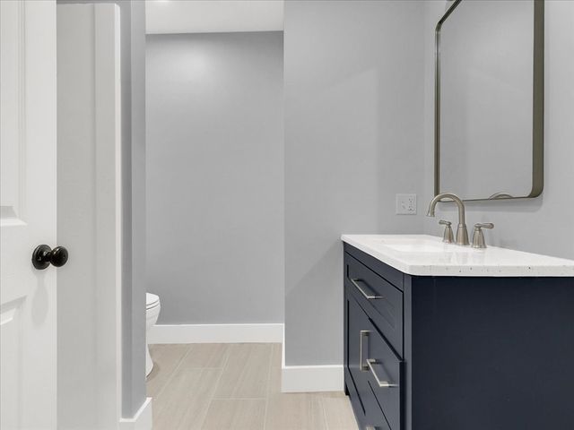 186 Main St, Wayland, MA 01778