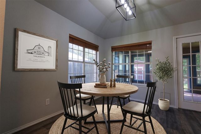 615 Blue Oak CIR, Cedar Park, TX 78613