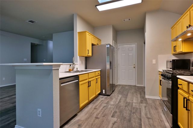 615 Blue Oak CIR, Cedar Park, TX 78613