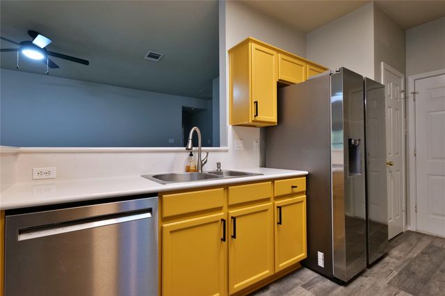 615 Blue Oak CIR, Cedar Park, TX 78613