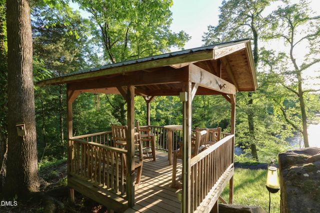 6109 Riverside Drive, Wake Forest, NC 27587