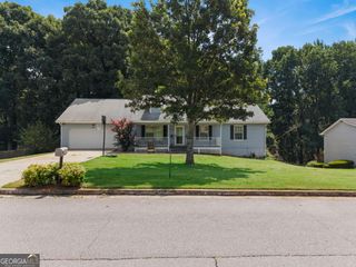 218 River Trace Court, Mcdonough, GA 30253