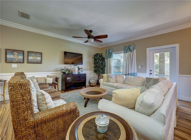 247 W Roberts Ave 5, Port Aransas, TX 78373