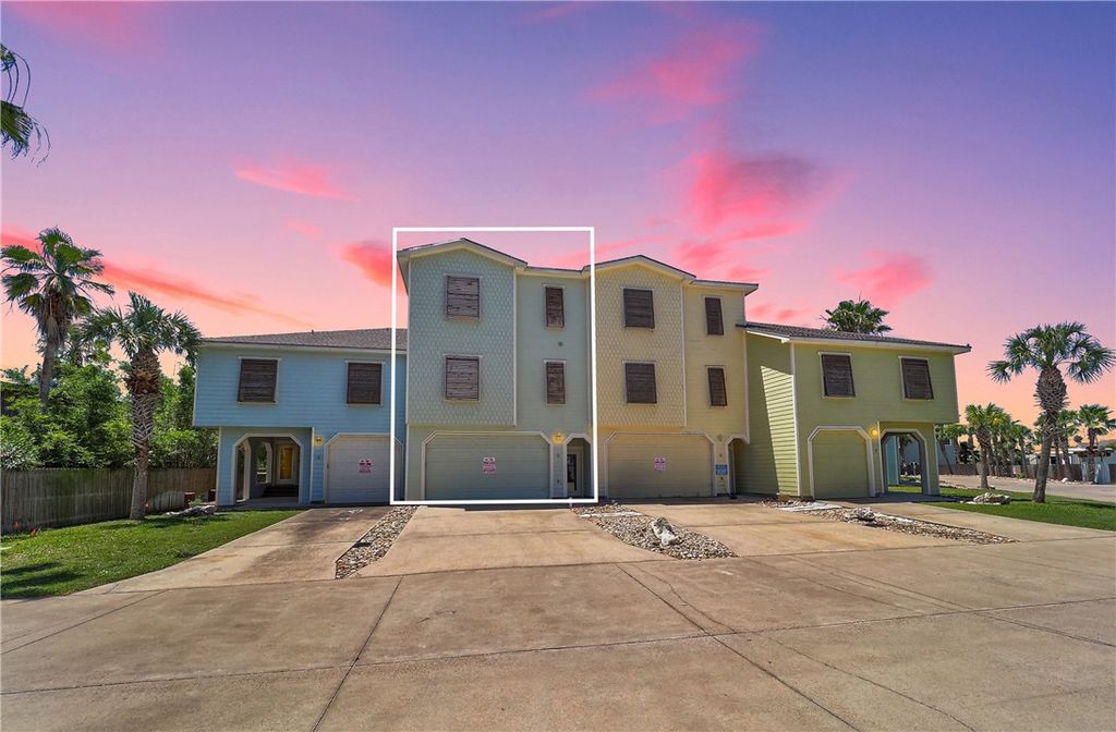 247 W Roberts Ave 5, Port Aransas, TX 78373