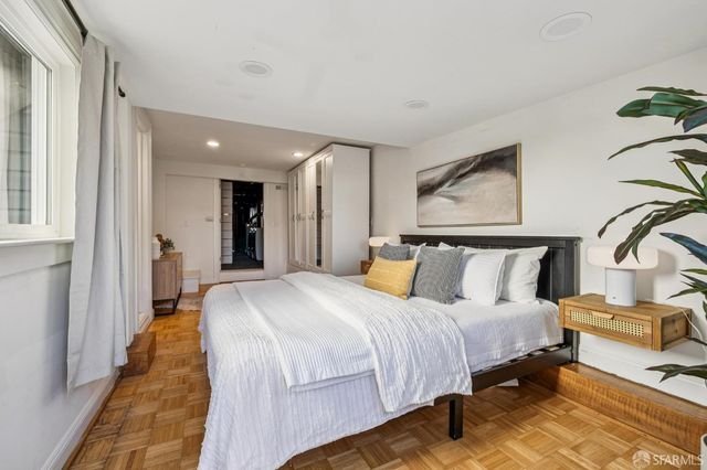 346 Lisbon Street, San Francisco, CA 94112