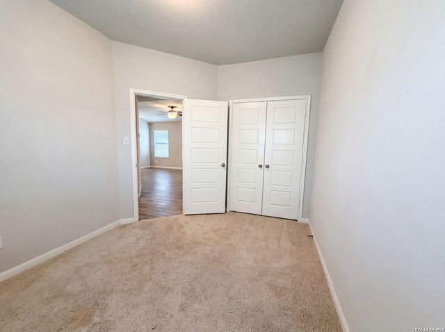 2275 Hawk Dr, New Braunfels, TX 78130