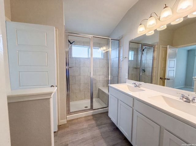 2275 Hawk Dr, New Braunfels, TX 78130