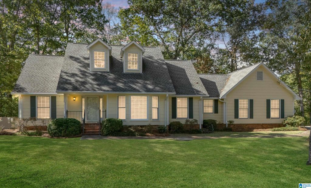 2704 AL LIN CIRCLE, Birmingham, AL 35244