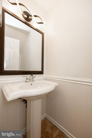 8 SAWMILL RUN #8, Norristown, PA 19401