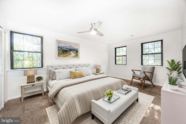 8 SAWMILL RUN #8, Norristown, PA 19401