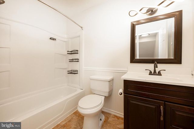 8 SAWMILL RUN #8, Norristown, PA 19401