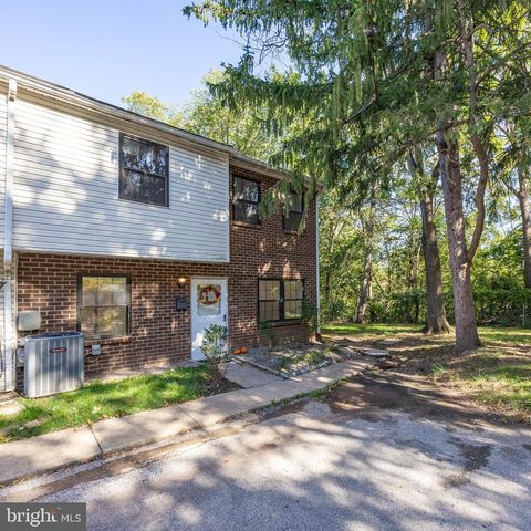 8 SAWMILL RUN #8, Norristown, PA 19401