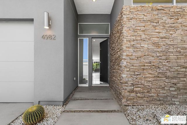 4982 Cottier Way, Palm Springs, CA 92262