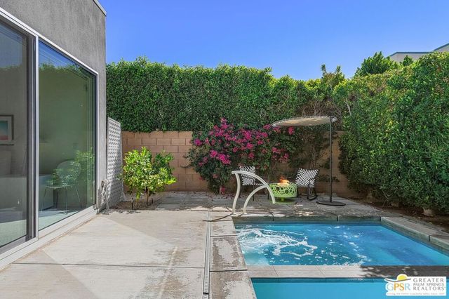 4982 Cottier Way, Palm Springs, CA 92262