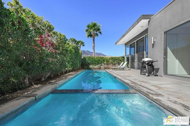 4982 Cottier Way, Palm Springs, CA 92262