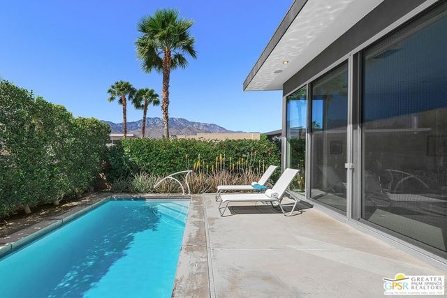 4982 Cottier Way, Palm Springs, CA 92262