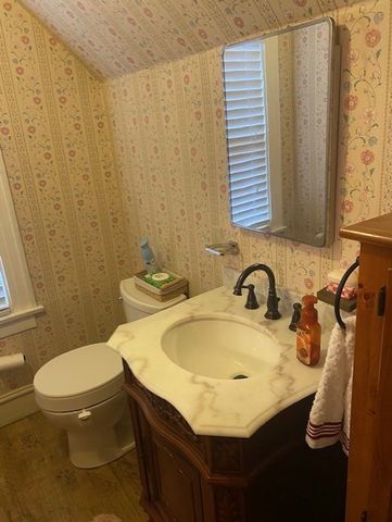 1404 W MAIN Street, Clarksville, TX 75426