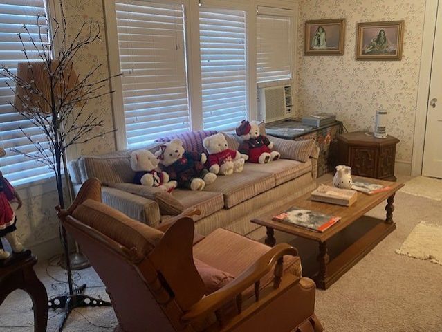 1404 W MAIN Street, Clarksville, TX 75426