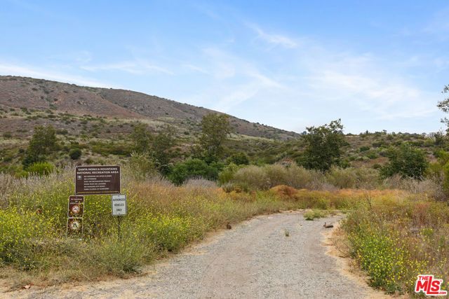 5737 Bonsall Drive, Malibu, CA 90265