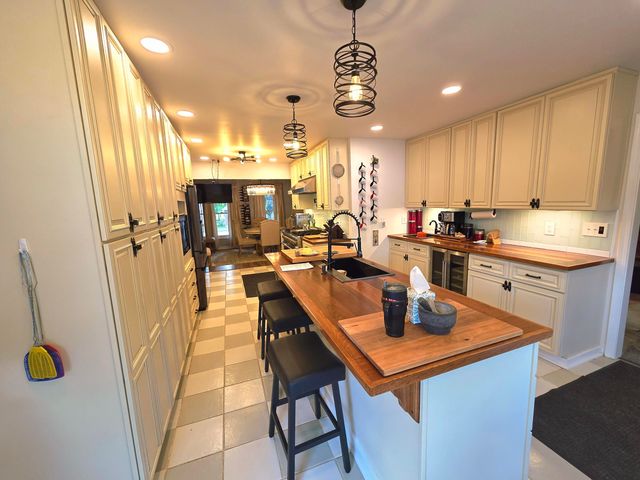 330 Stonecreek Place, Paducah, KY 42003