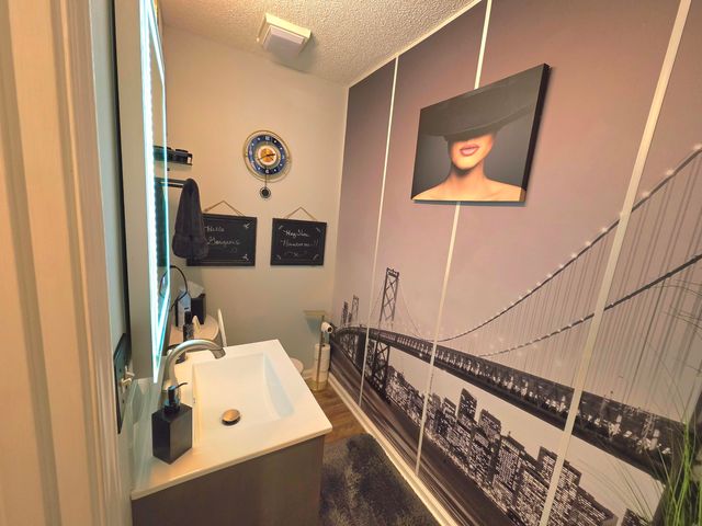 330 Stonecreek Place, Paducah, KY 42003