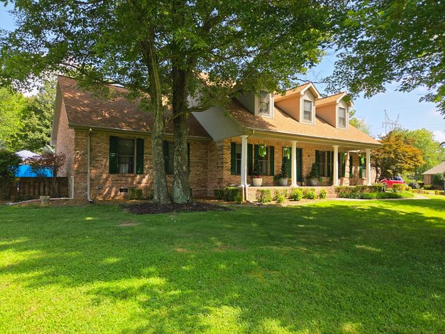 330 Stonecreek Place, Paducah, KY 42003