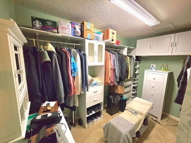 330 Stonecreek Place, Paducah, KY 42003