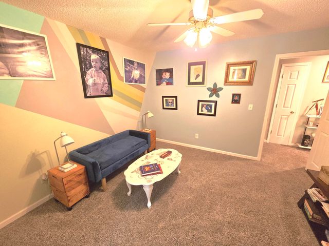 330 Stonecreek Place, Paducah, KY 42003