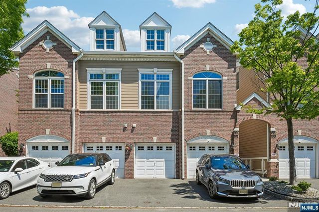 102 Abbie Court B1, West New York, NJ 07093
