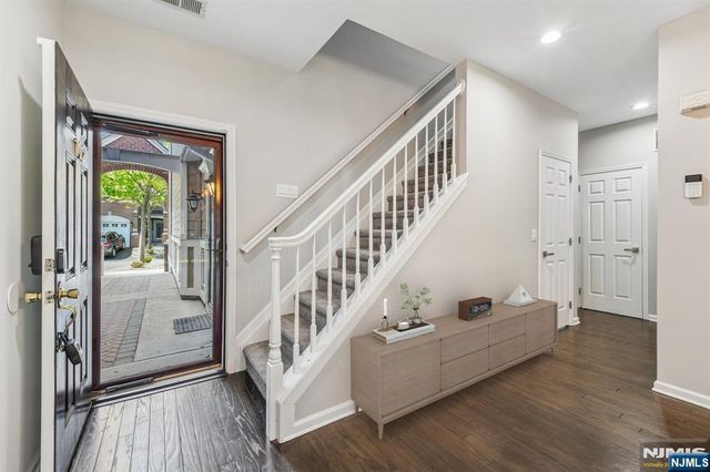 102 Abbie Court B1, West New York, NJ 07093