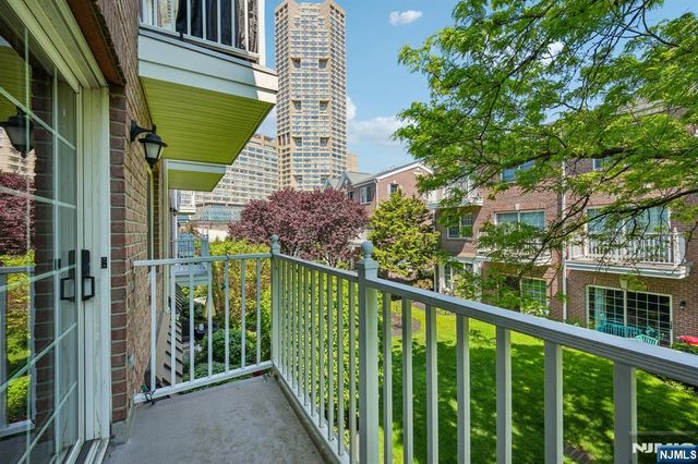 102 Abbie Court B1, West New York, NJ 07093