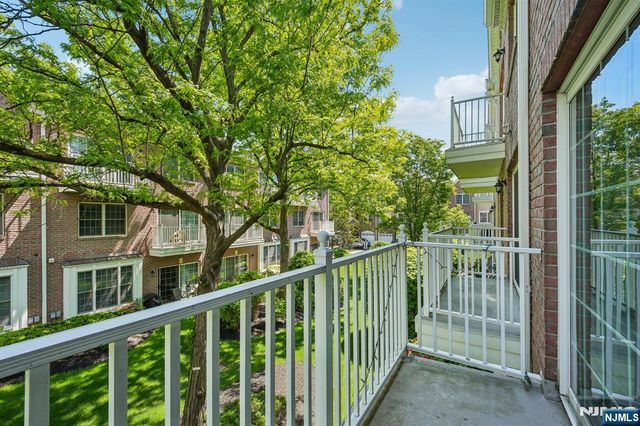 102 Abbie Court B1, West New York, NJ 07093