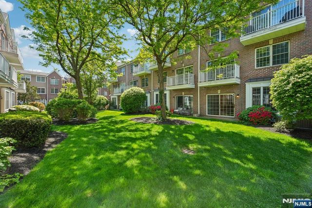 102 Abbie Court B1, West New York, NJ 07093