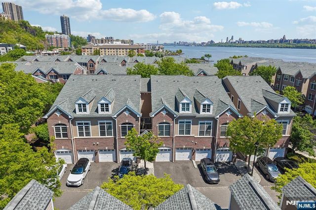 102 Abbie Court B1, West New York, NJ 07093