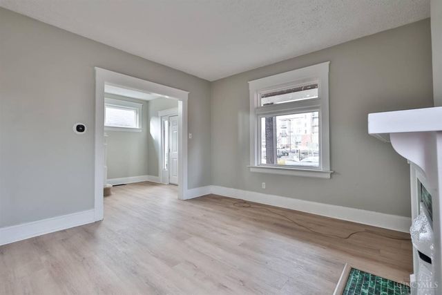 5807 Prentice Street, Cincinnati, OH 45227