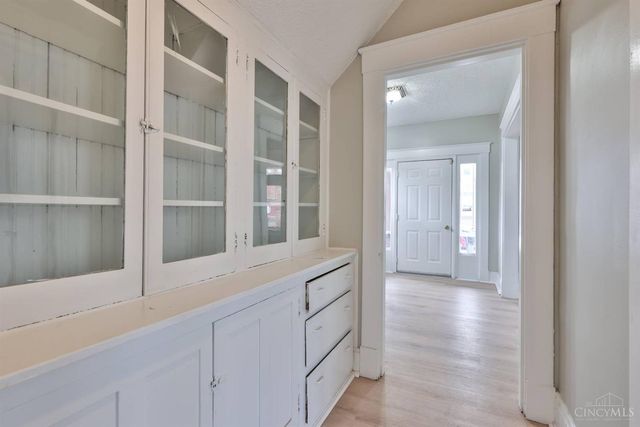 5807 Prentice Street, Cincinnati, OH 45227