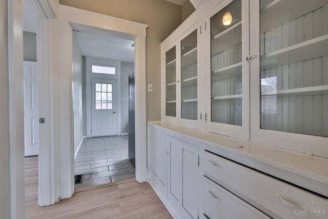 5807 Prentice Street, Cincinnati, OH 45227