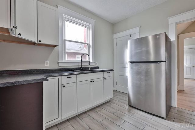 5807 Prentice Street, Cincinnati, OH 45227