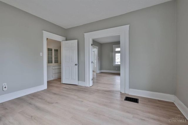 5807 Prentice Street, Cincinnati, OH 45227