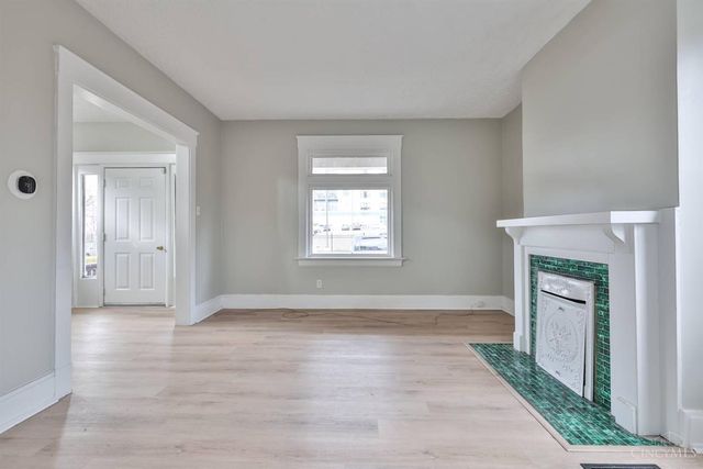 5807 Prentice Street, Cincinnati, OH 45227