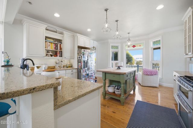 103 Bunch Road, Aydlett, NC 27916