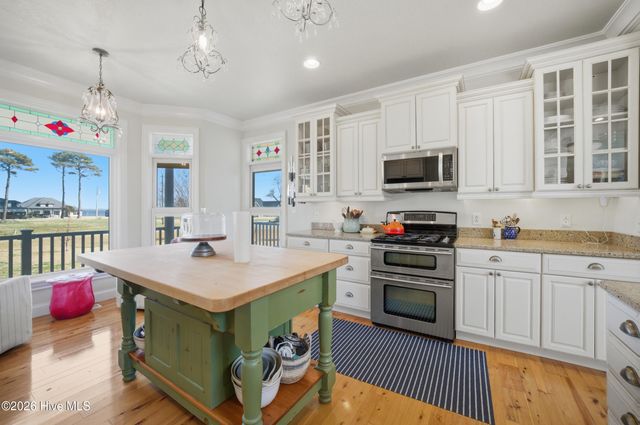 103 Bunch Road, Aydlett, NC 27916