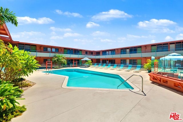 1400 N Hayworth Avenue 6, West Hollywood, CA 90046