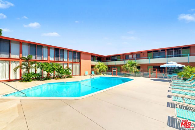 1400 N Hayworth Avenue 6, West Hollywood, CA 90046