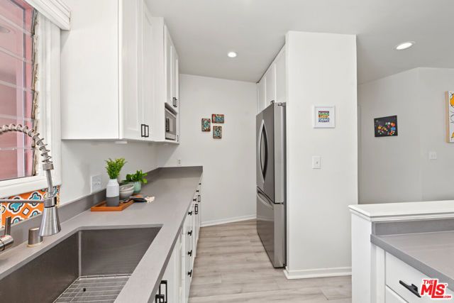 1400 N Hayworth Avenue 6, West Hollywood, CA 90046