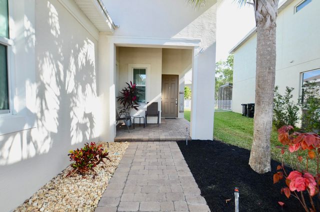 1897 NW Cataluna Circle, Port St. Lucie, Port St Lucie, FL 34986