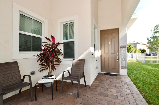 1897 NW Cataluna Circle, Port St. Lucie, Port St Lucie, FL 34986